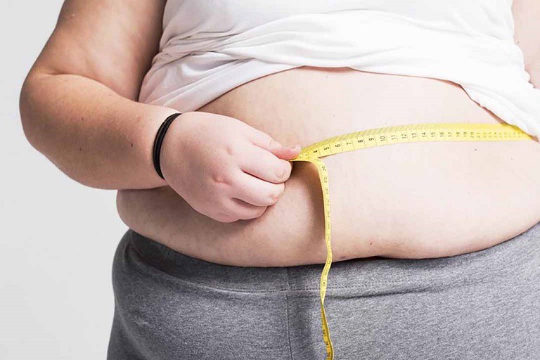 Thừa cân béo phì cũng là một trong những nguyên nhân làm tăng nguy cơ bị thoát vị đĩa đệm