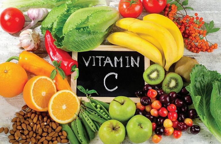 Người bị thoát vị đĩa đệm nên bổ sung vitamin C trong thực đơn ăn uống hàng ngày